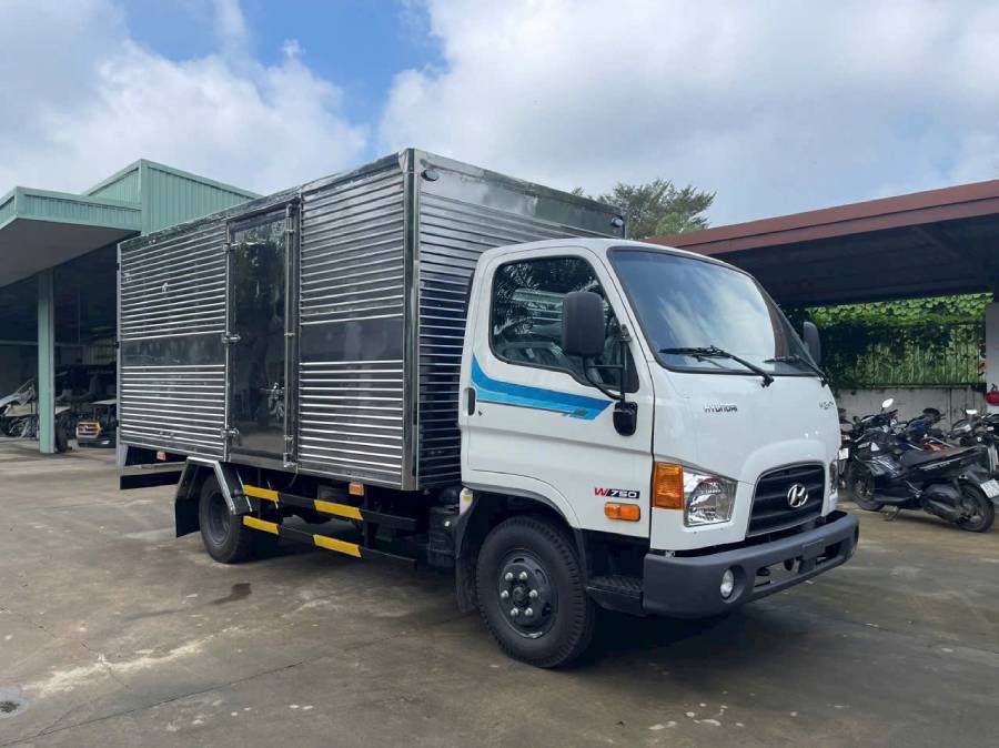 Mua xe tải thùng kín ở đâu uy tín - chất lượng?